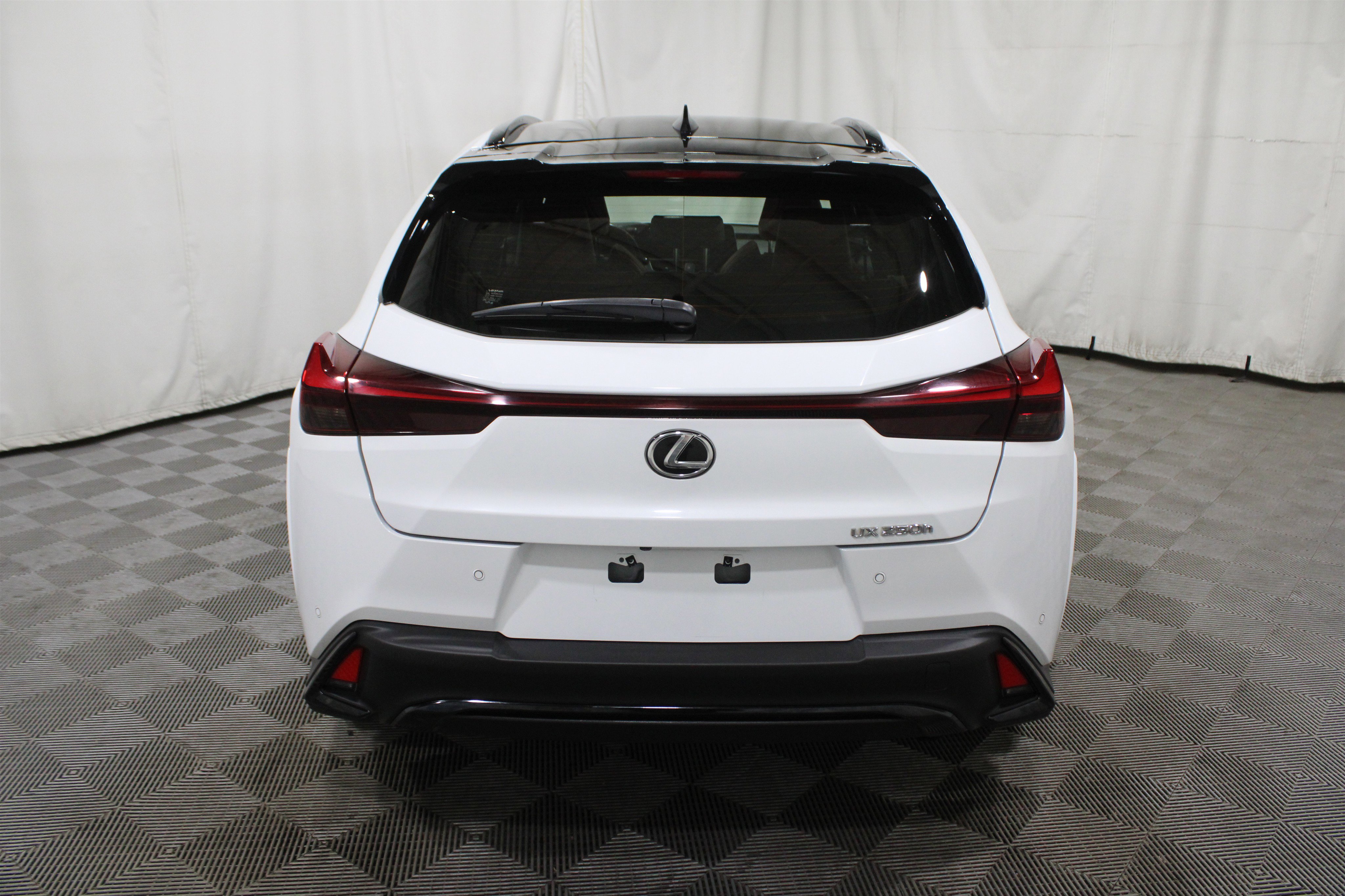 Used 2024 Lexus UX 250h F Sport image 32