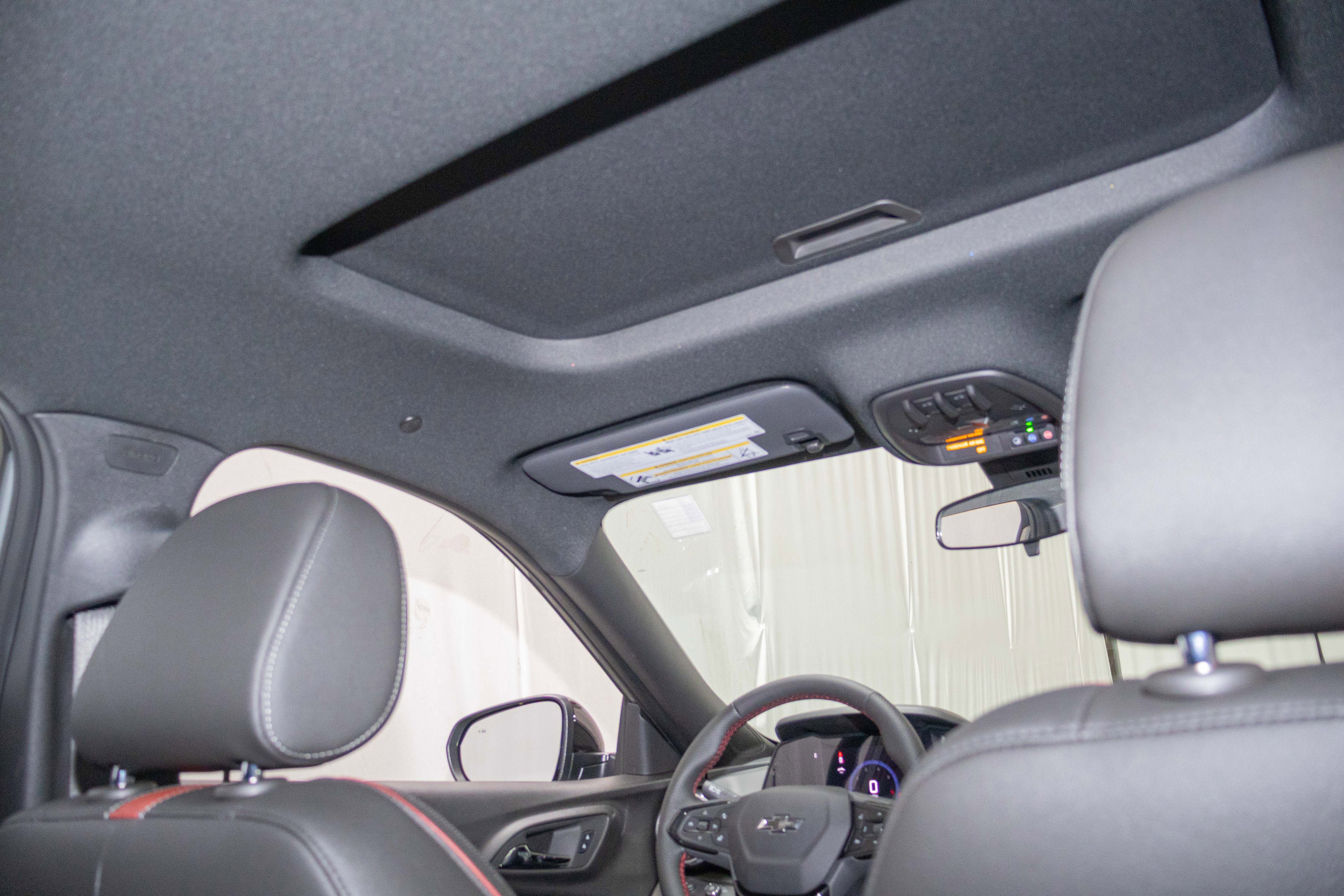 New 2026 Chevrolet Trax RS w/ Sunroof Package image 20