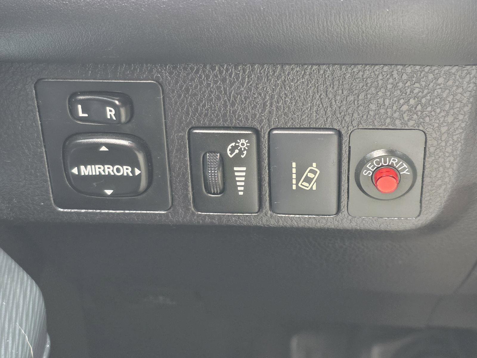 Used 2017 Toyota RAV4 SE w/ Power Special Value Package FWD image 11