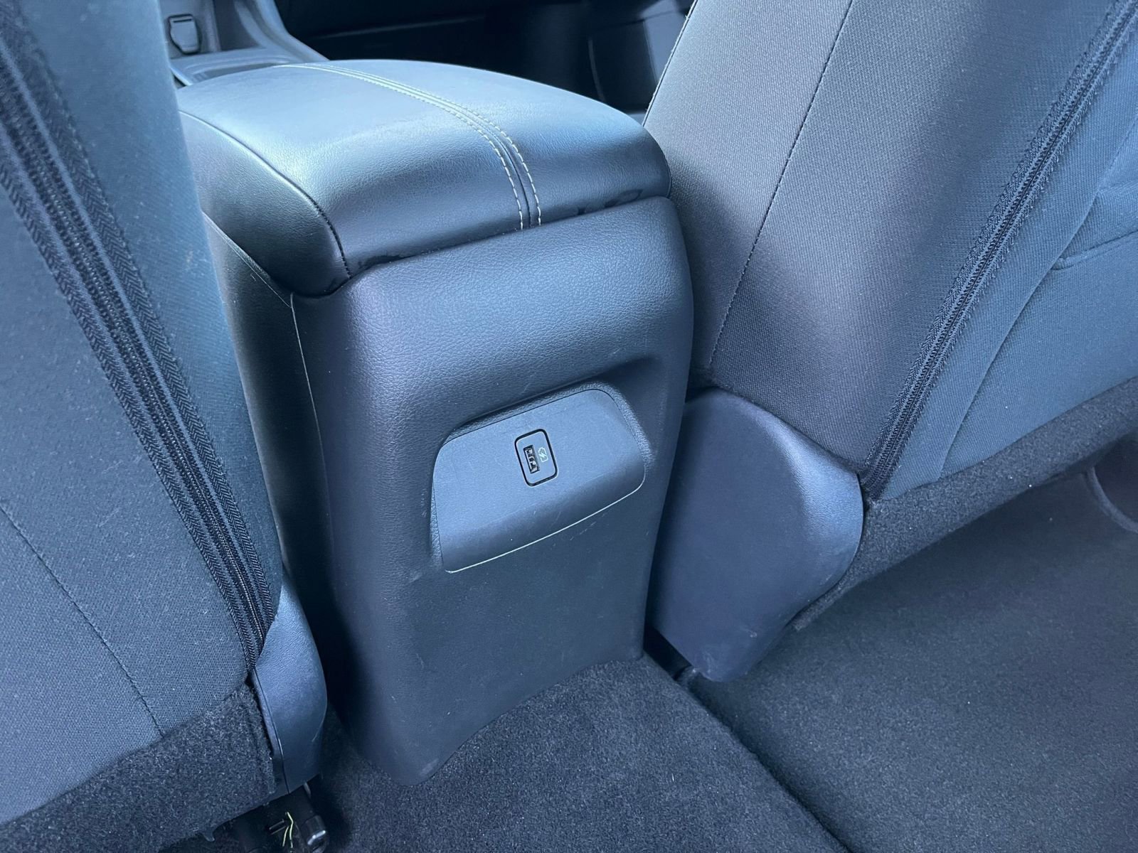 Used 2024 Nissan Sentra SV image 22