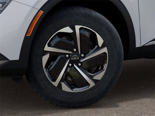 New 2024 Kia Sportage LX image 9