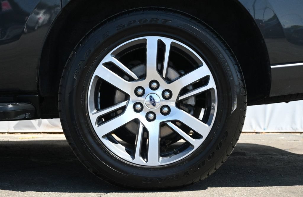 Used 2024 Ford Expedition Max Limited RWD image 9