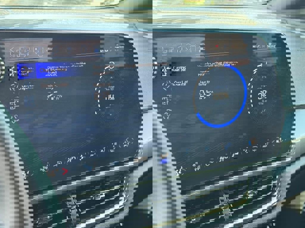 Used 2024 Chevrolet Equinox EV RS image 12