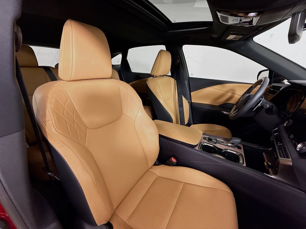 Used 2024 Lexus RX 350 Premium w/ Accessory Package (Z1) image 26