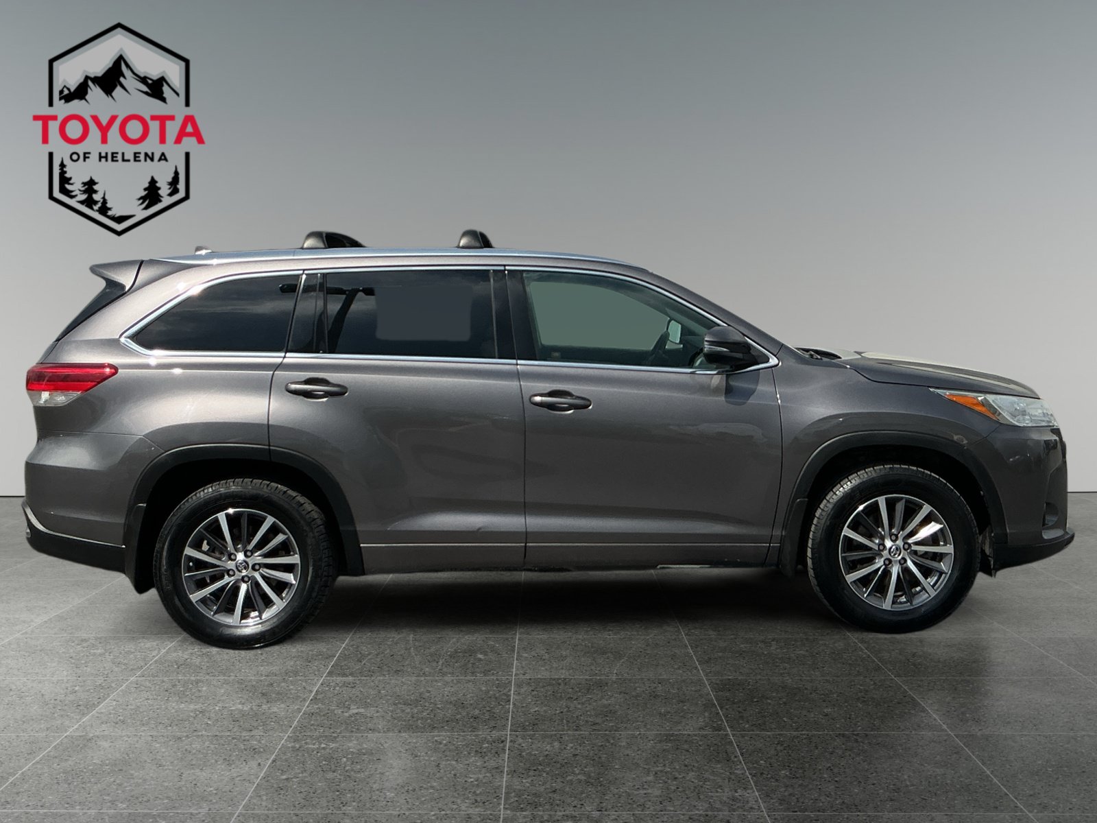 Used 2018 Toyota Highlander XLE AWD/4WD image 6
