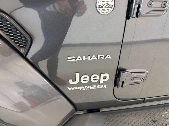 Used 2021 Jeep Wrangler Unlimited Sahara w/ Uconnect 4C Nav & Sound Group image 10