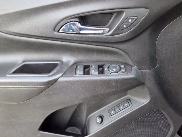 Used 2020 Chevrolet Equinox Premier w/ Premier Redline Edition FWD image 32