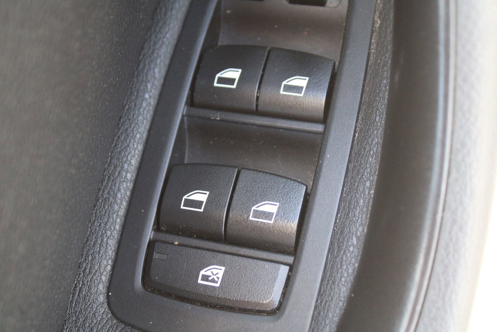 Used 2019 BMW X1 xDrive28i w/ Convenience Package image 20