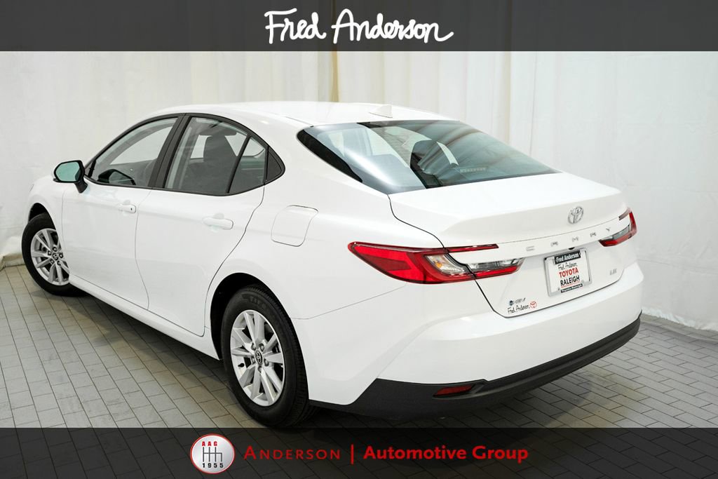 Used 2025 Toyota Camry LE FWD image 3