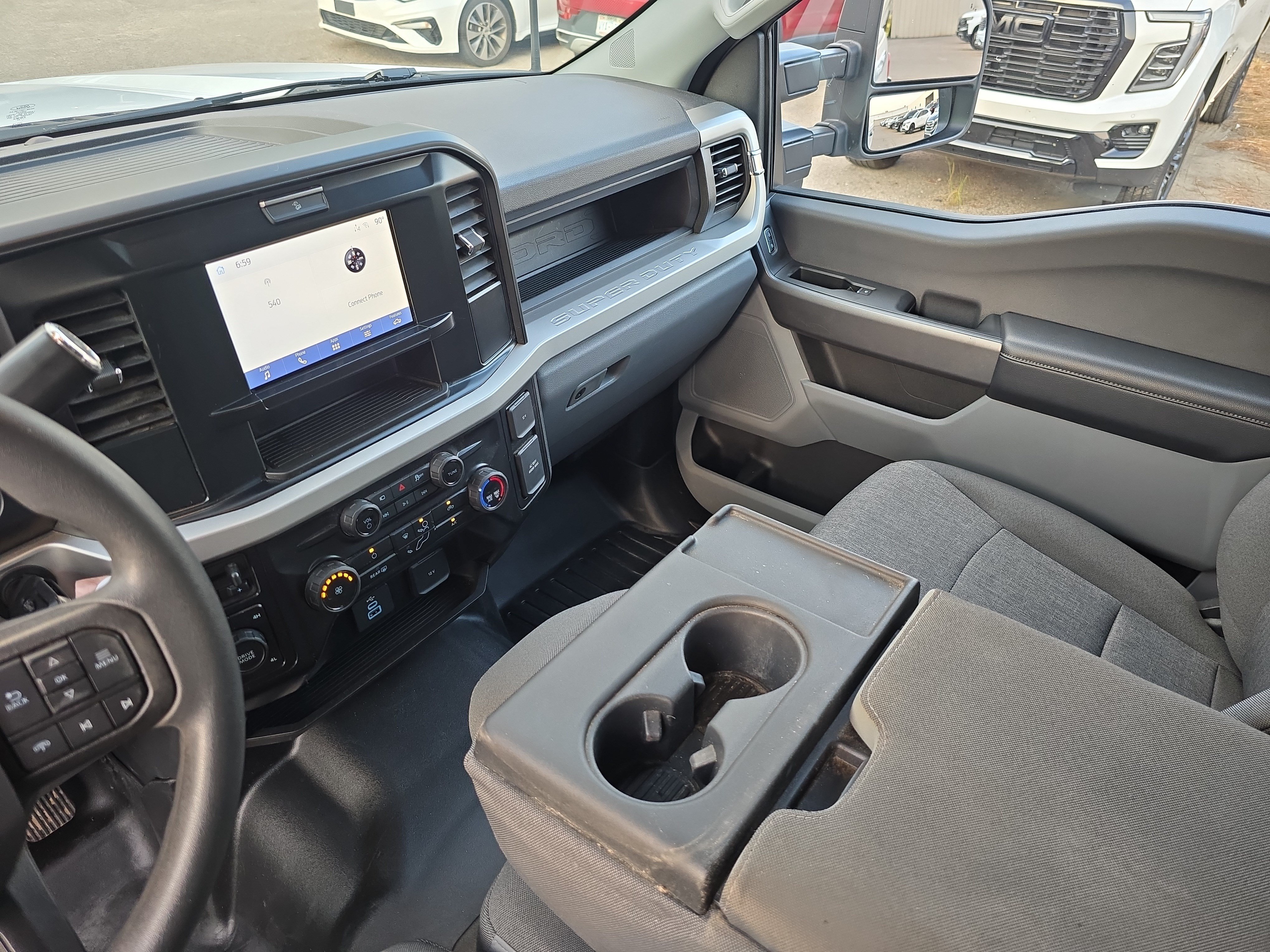 Used 2025 Ford F250 XL w/ STX Appearance Package AWD/4WD image 24