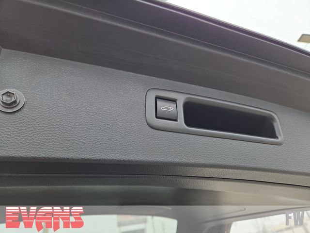 Certified 2026 Toyota Highlander Platinum image 34