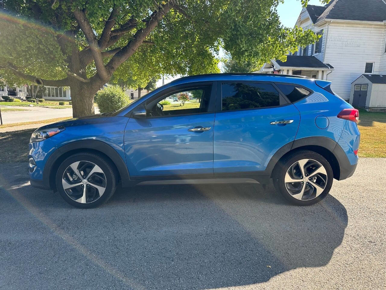 Used 2016 Hyundai Tucson Limited w/ Option Group 03 image 4