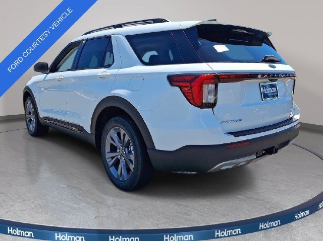 Used 2026 Ford Explorer Active w/ Active Comfort Package AWD/4WD image 5