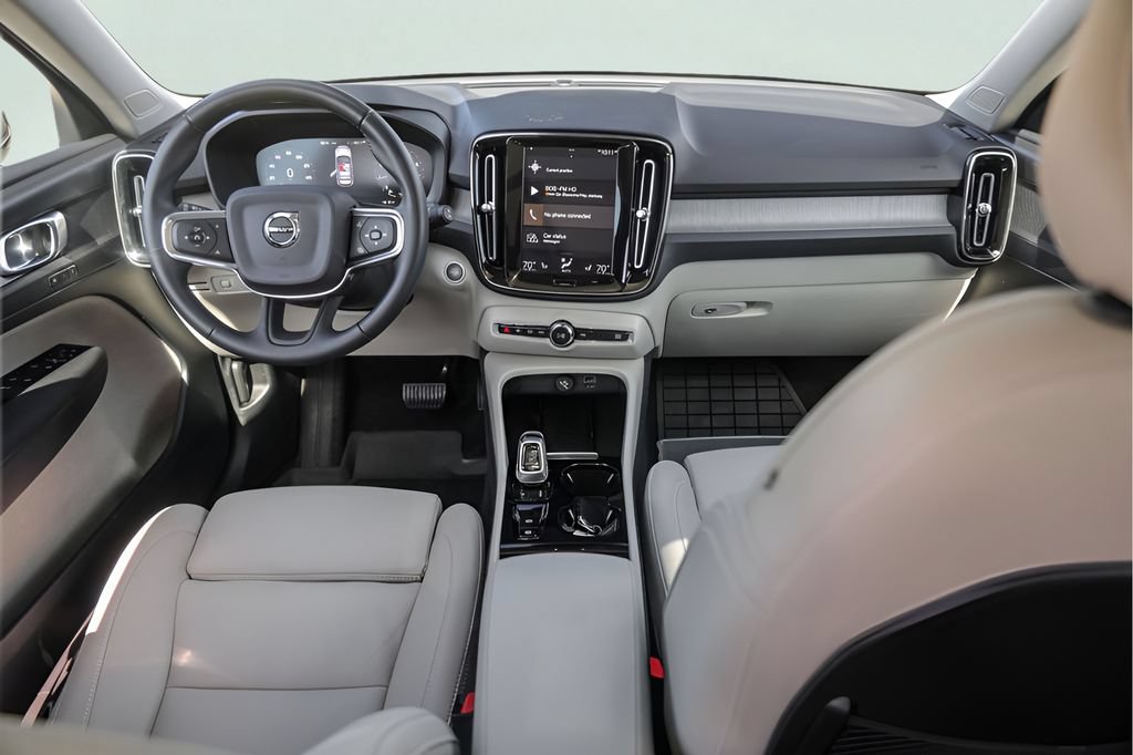 Used 2020 Volvo XC40 T5 Inscription w/ Protection Package Premier AWD/4WD image 27
