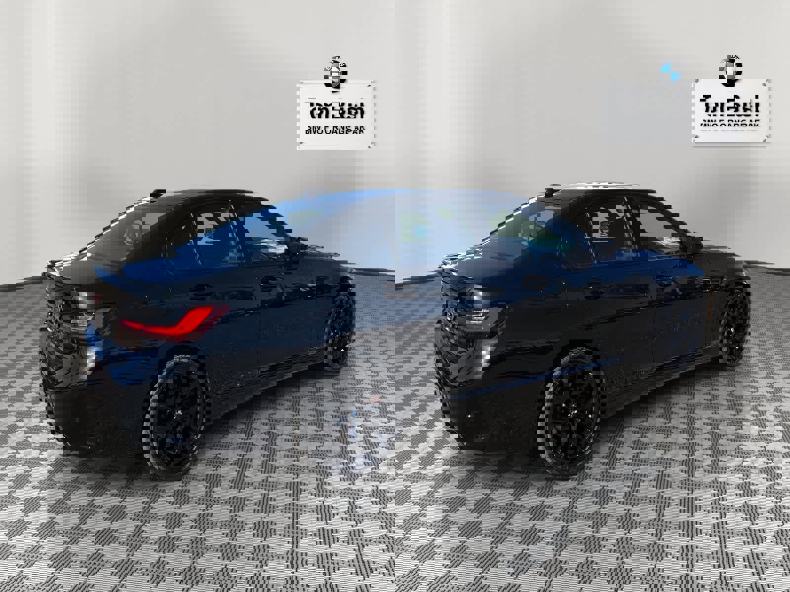 New 2026 BMW 330i xDrive Sedan w/ M Sport Package image 5