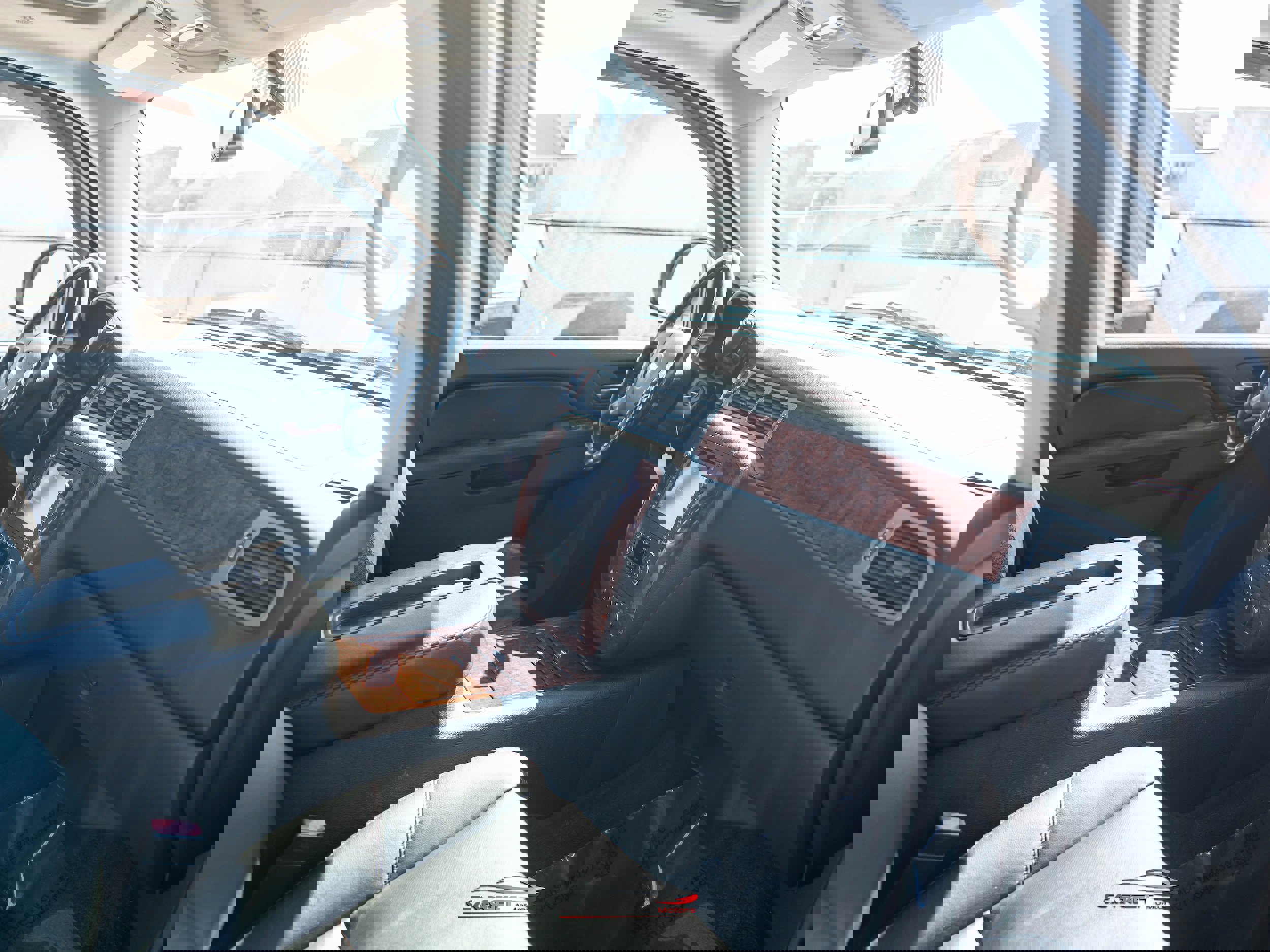 Used 2013 Chevrolet Avalanche LTZ image 14