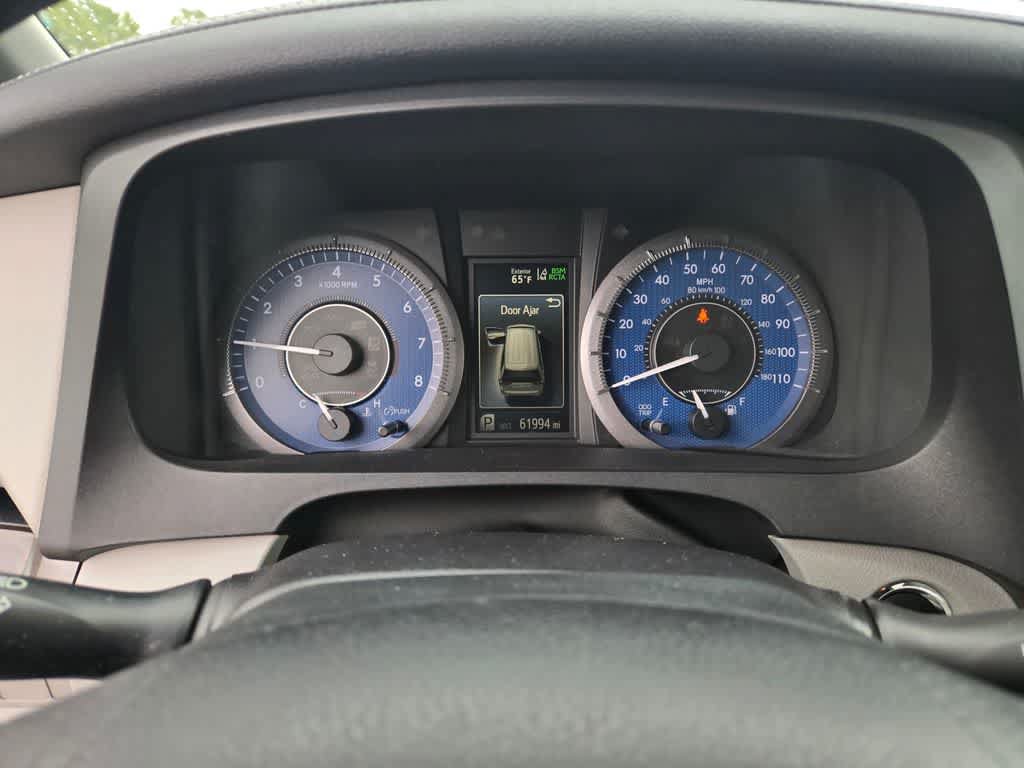 Used 2018 Toyota Sienna XLE w/ XLE Navigation Package FWD image 16