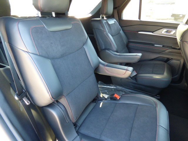 New 2026 Ford Explorer ST image 18