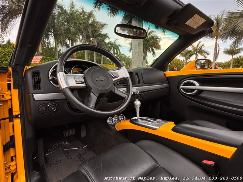 Used 2005 Chevrolet SSR w/ Preferred Equipment Group RWD image 31
