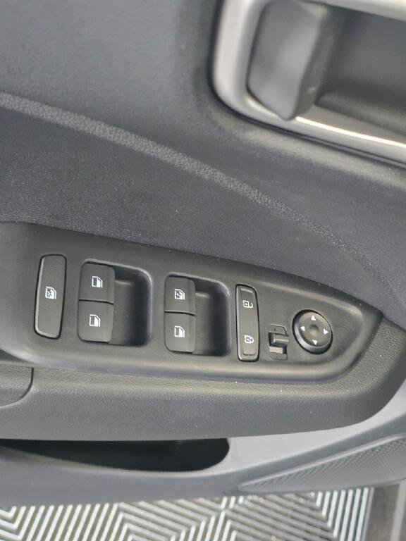 New 2026 Hyundai Venue SEL FWD image 21