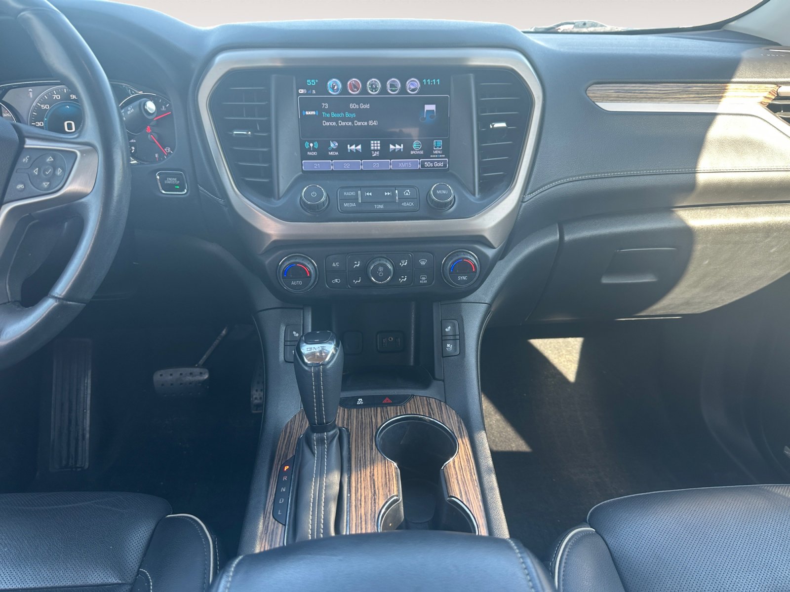 Used 2019 GMC Acadia Denali w/ Technology Package image 11