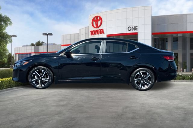 Used 2024 Nissan Sentra SV FWD image 8