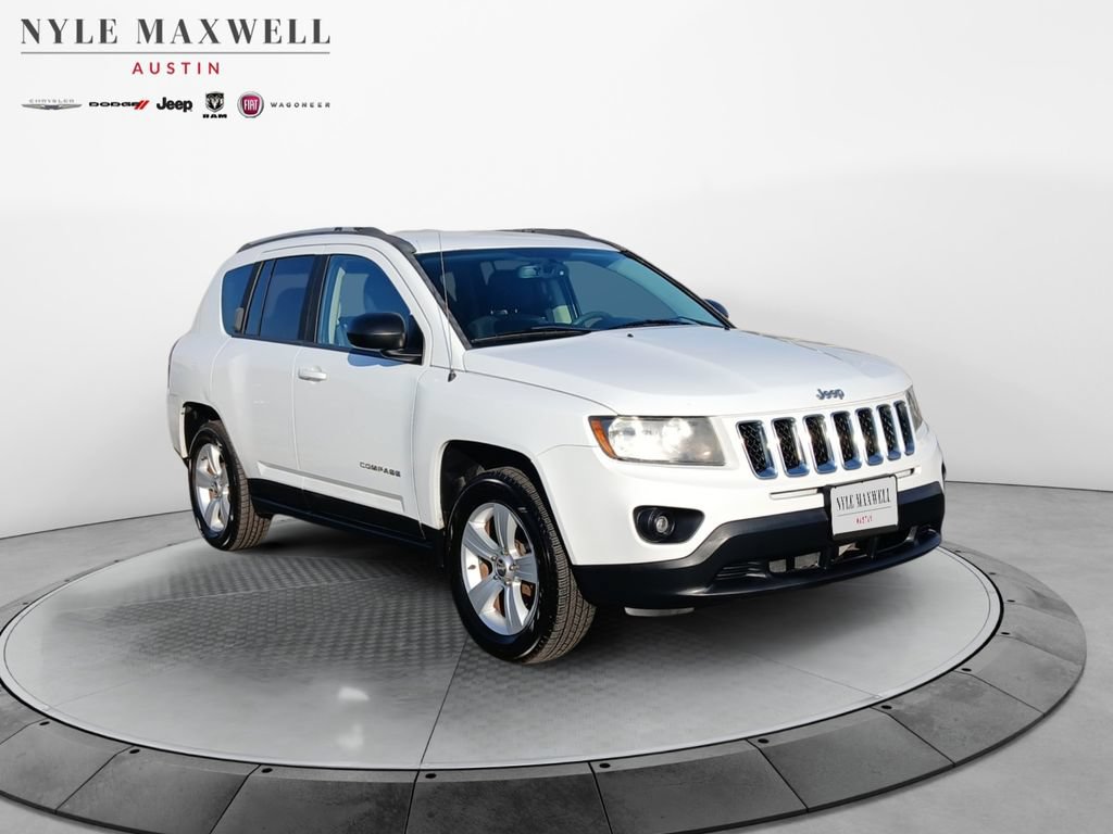 Used 2016 Jeep Compass Sport w/ Power Value Group FWD image 2