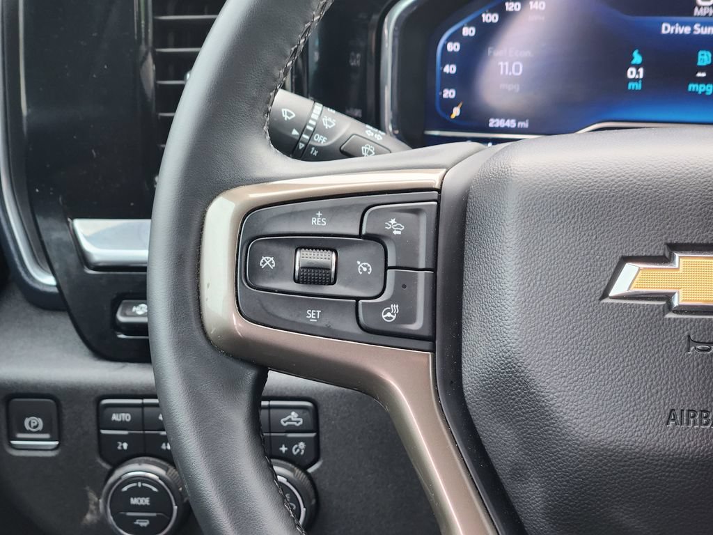 Used 2024 Chevrolet Silverado 3500 High Country w/ High Country Premium Package AWD/4WD image 28