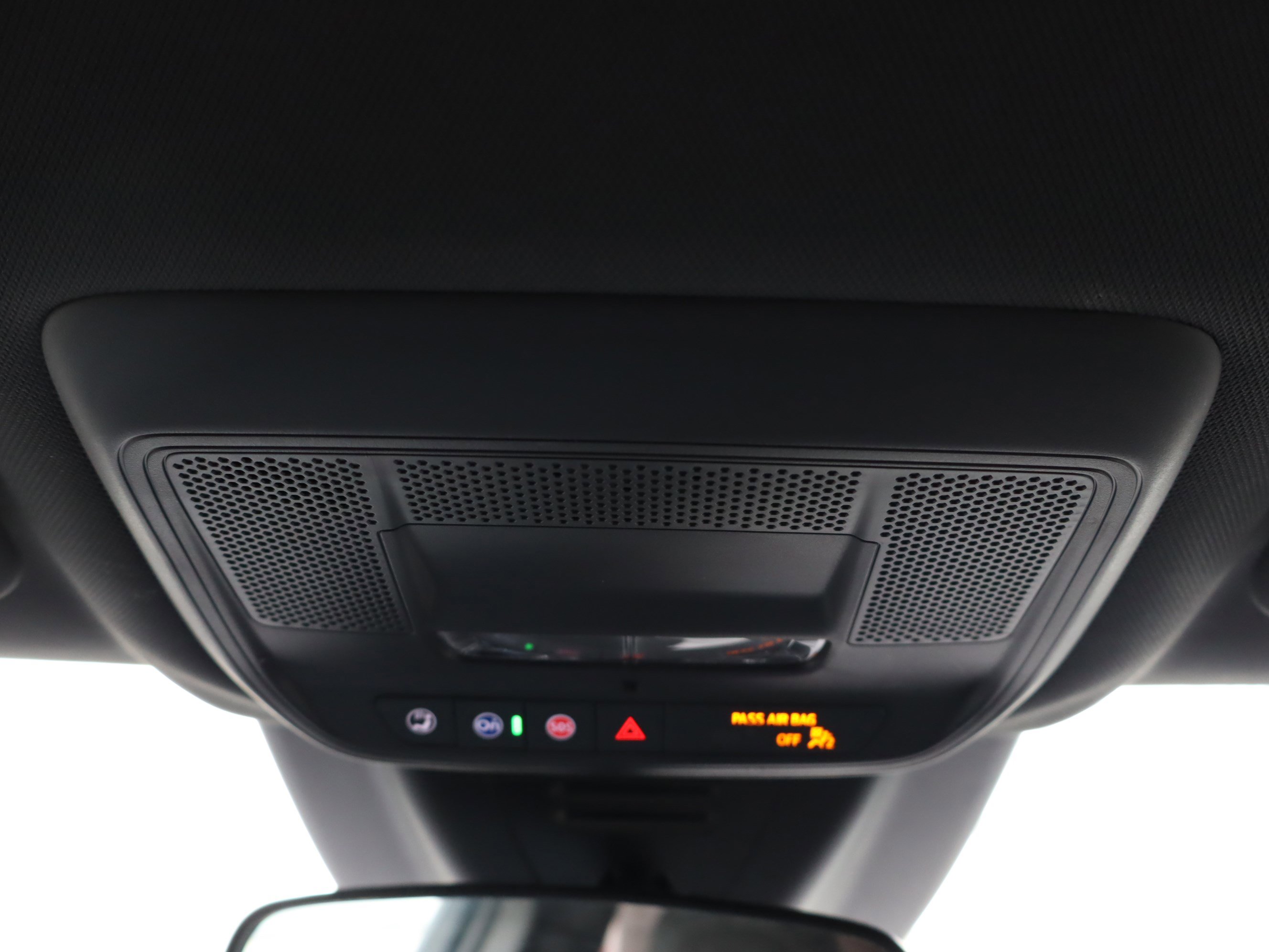 Used 2025 Chevrolet Equinox EV LT image 29