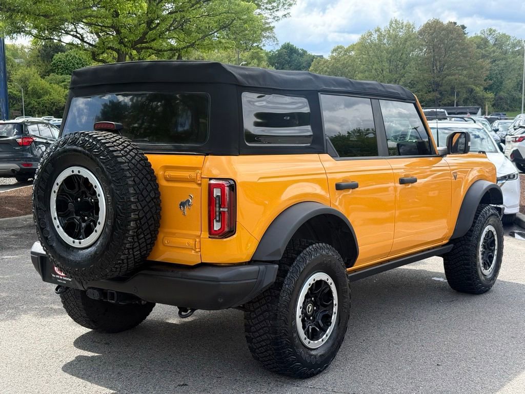 Used 2022 Ford Bronco Badlands w/ Sasquatch Package AWD/4WD image 8