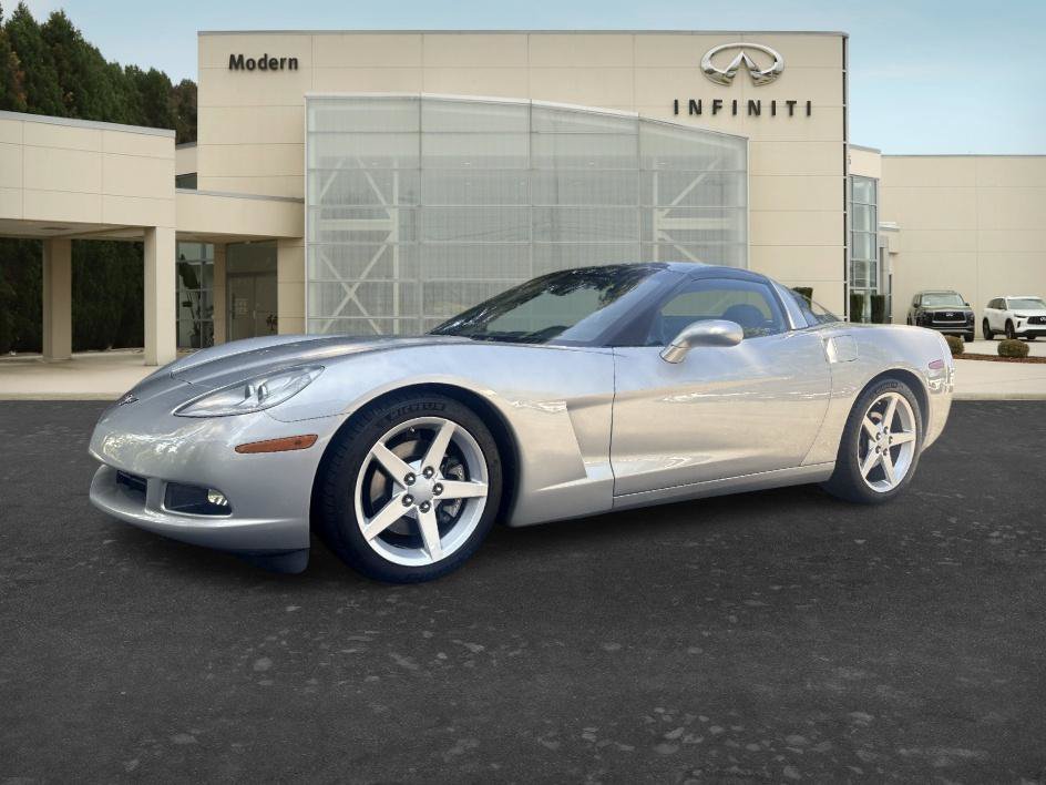 Used 2005 Chevrolet Corvette Coupe w/ Preferred Equipment Group RWD image 1