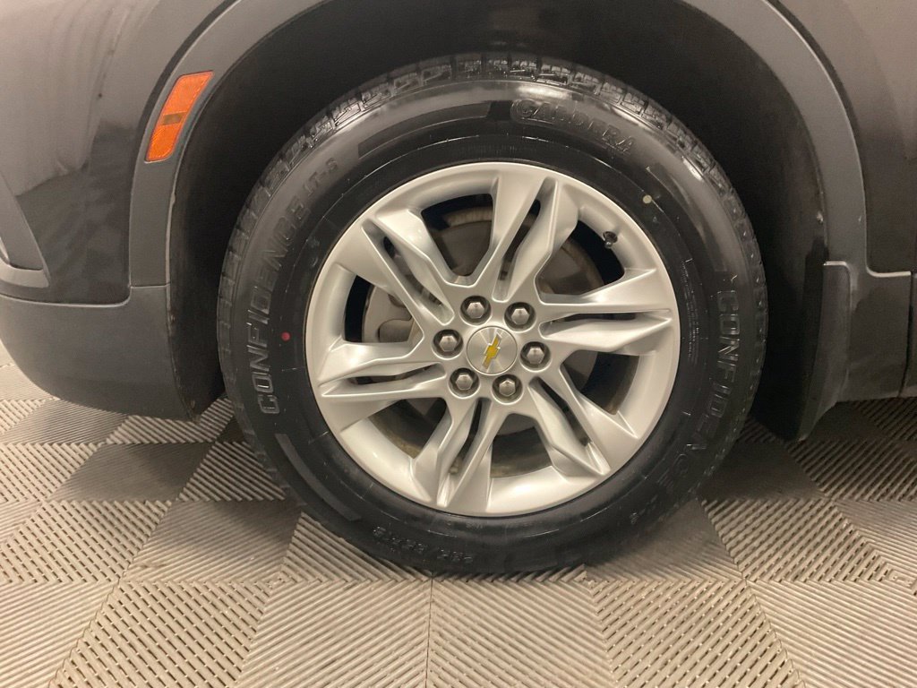 Used 2019 Chevrolet Blazer LT FWD image 13