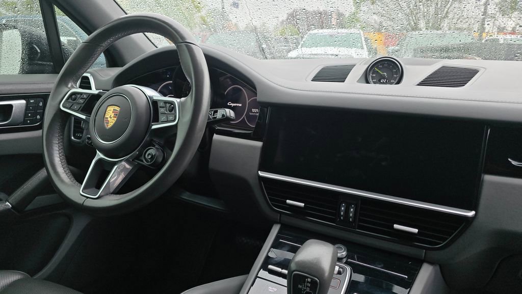 Used 2022 Porsche Cayenne E-Hybrid AWD/4WD image 46
