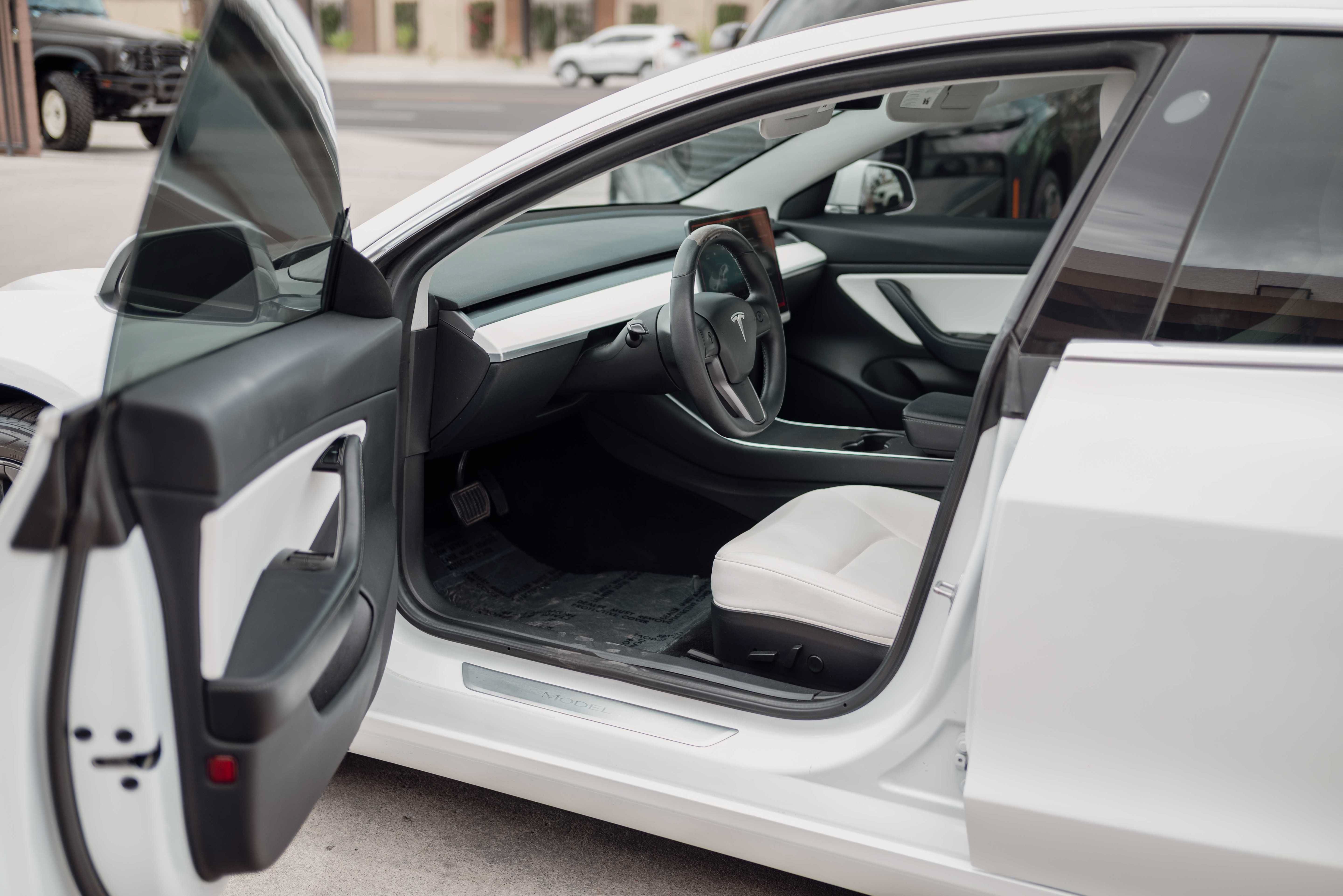 Used 2019 Tesla Model 3 Long Range AWD/4WD image 7
