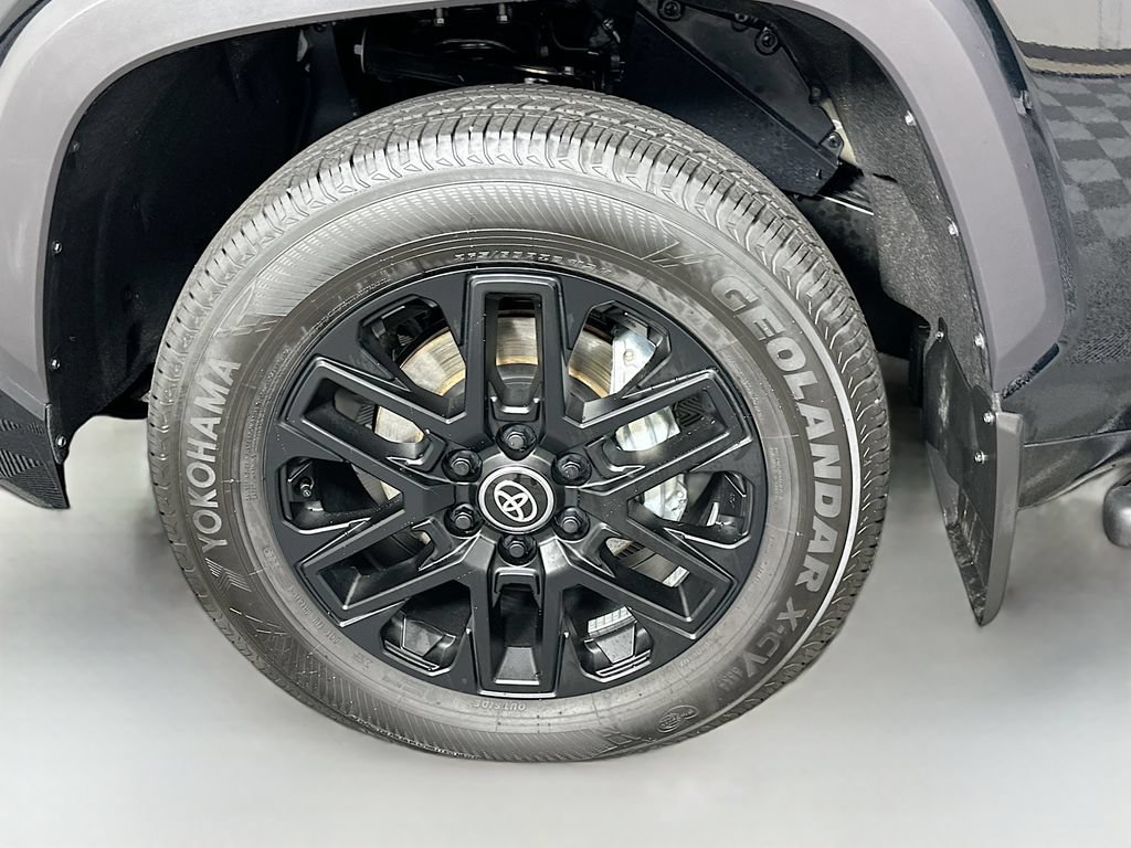 Certified 2026 Toyota Tundra Limited RWD image 32