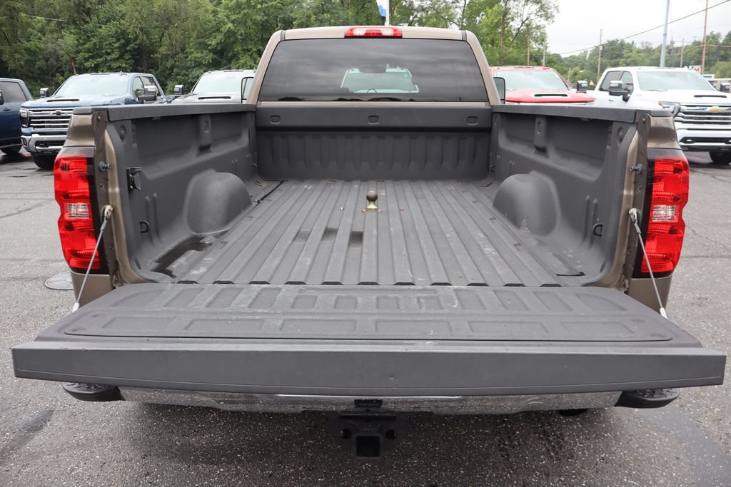 Used 2015 Chevrolet Silverado 3500 W/T AWD/4WD image 26