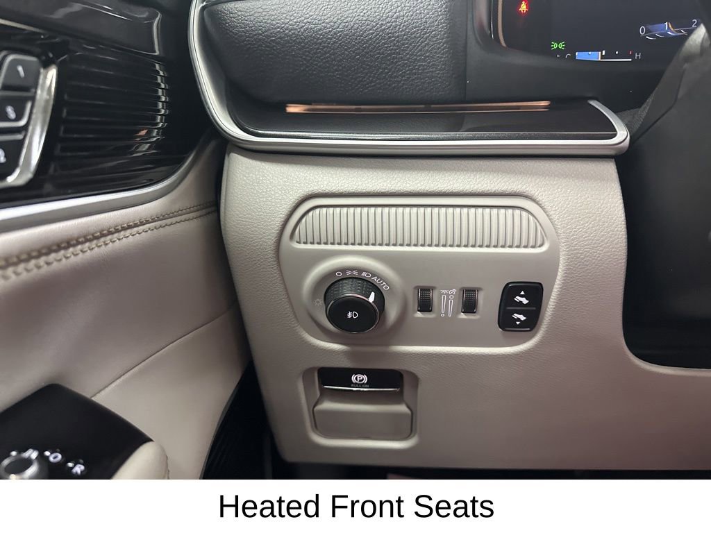 Used 2024 Jeep Wagoneer L 4WD image 41