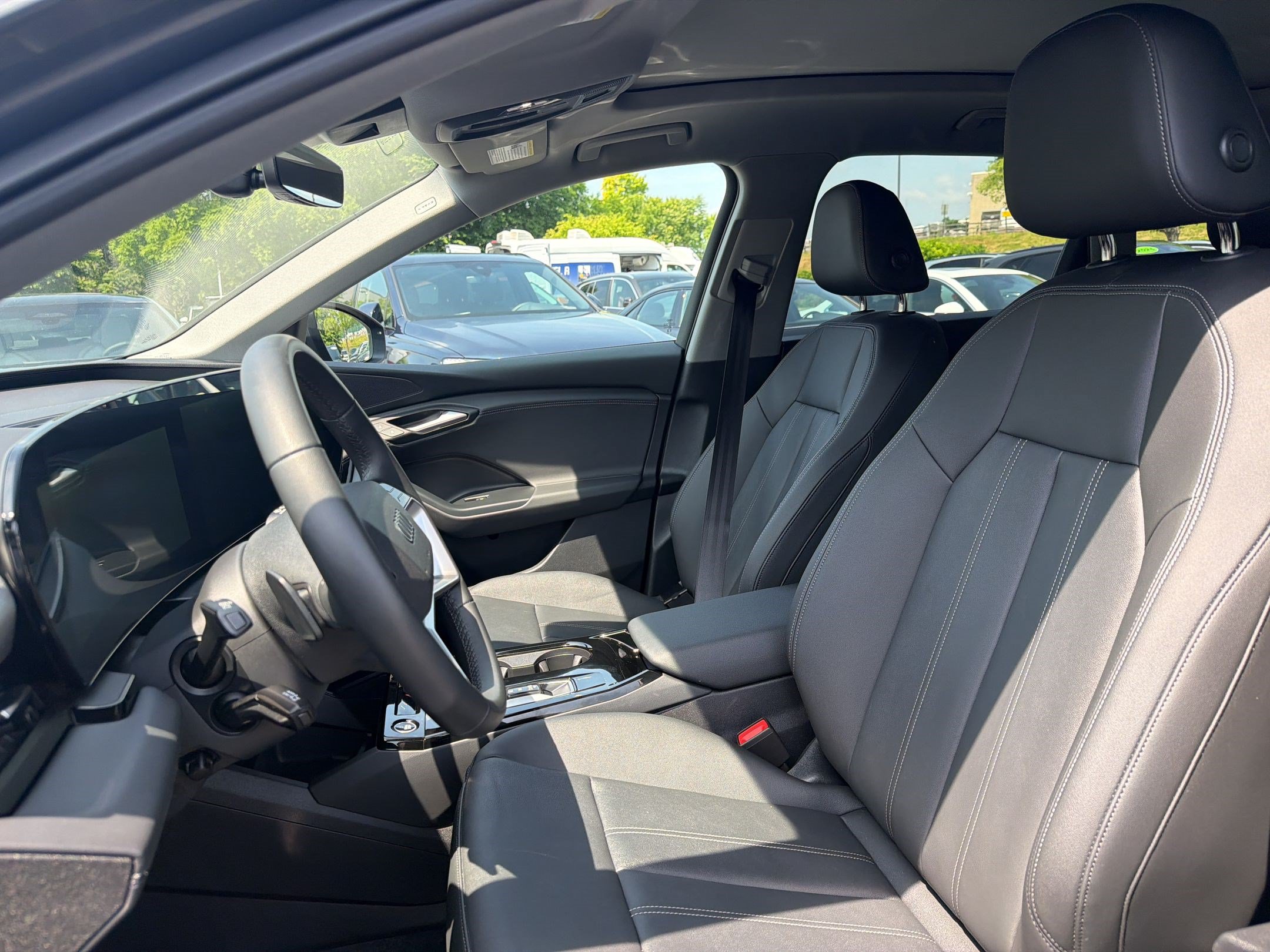 Used 2025 Audi Q6 e-tron Premium w/ Convenience Package AWD/4WD image 14