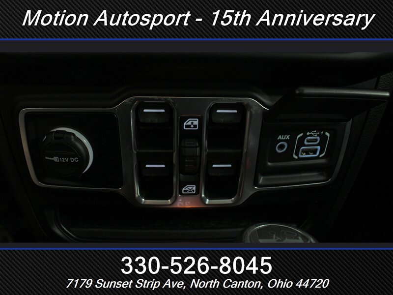 Used 2023 Jeep Wrangler Unlimited Sahara AWD/4WD image 26