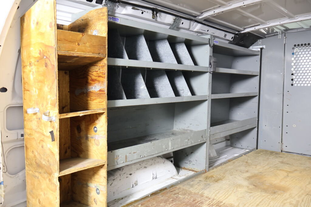 Used 2013 Ford E-150 and Econoline 150 image 16