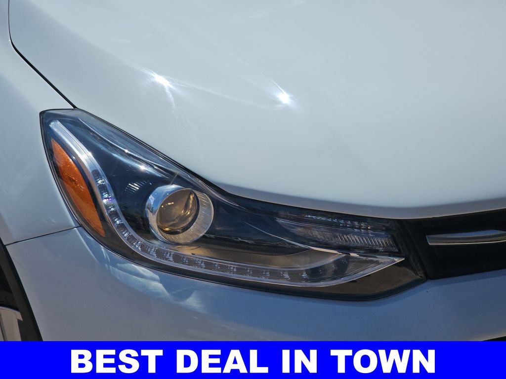 Used 2022 Chevrolet Trax LT w/ Driver Confidence Package AWD/4WD image 33