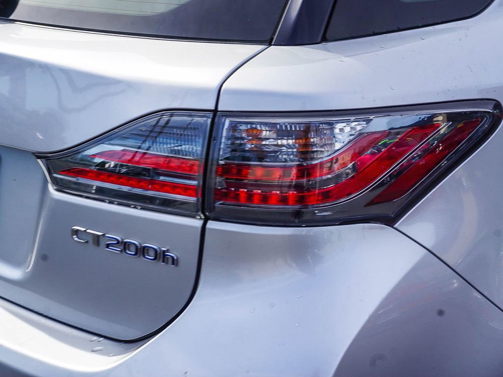 Used 2013 Lexus CT 200h w/ Premium Pkg w/Navigation image 7