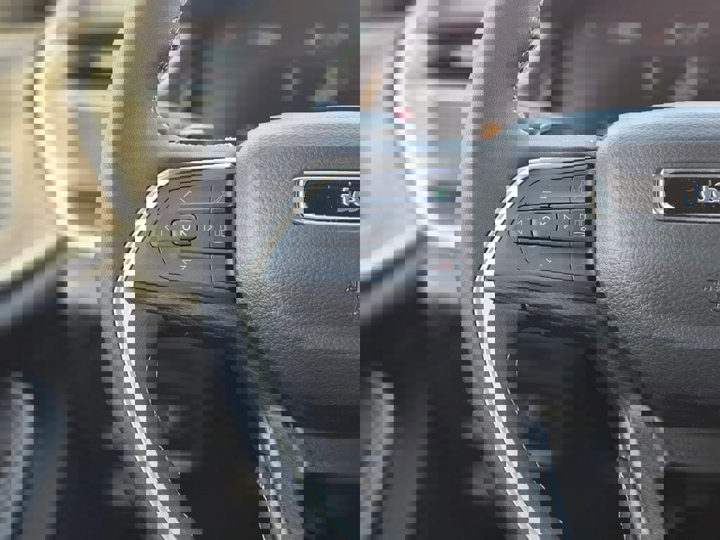 New 2025 Jeep Grand Cherokee Limited image 25