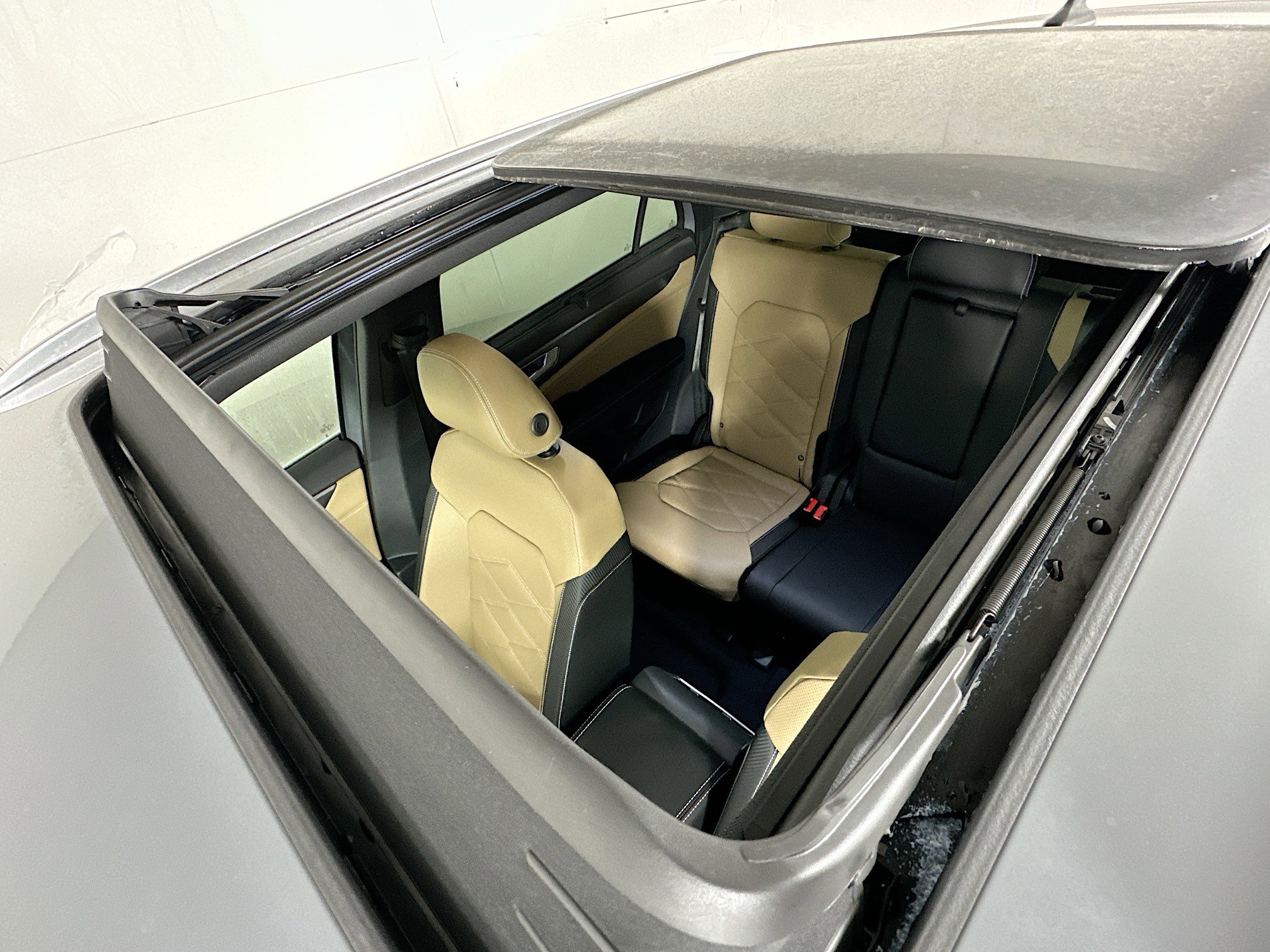 New 2026 Volkswagen Atlas Cross Sport SE image 20