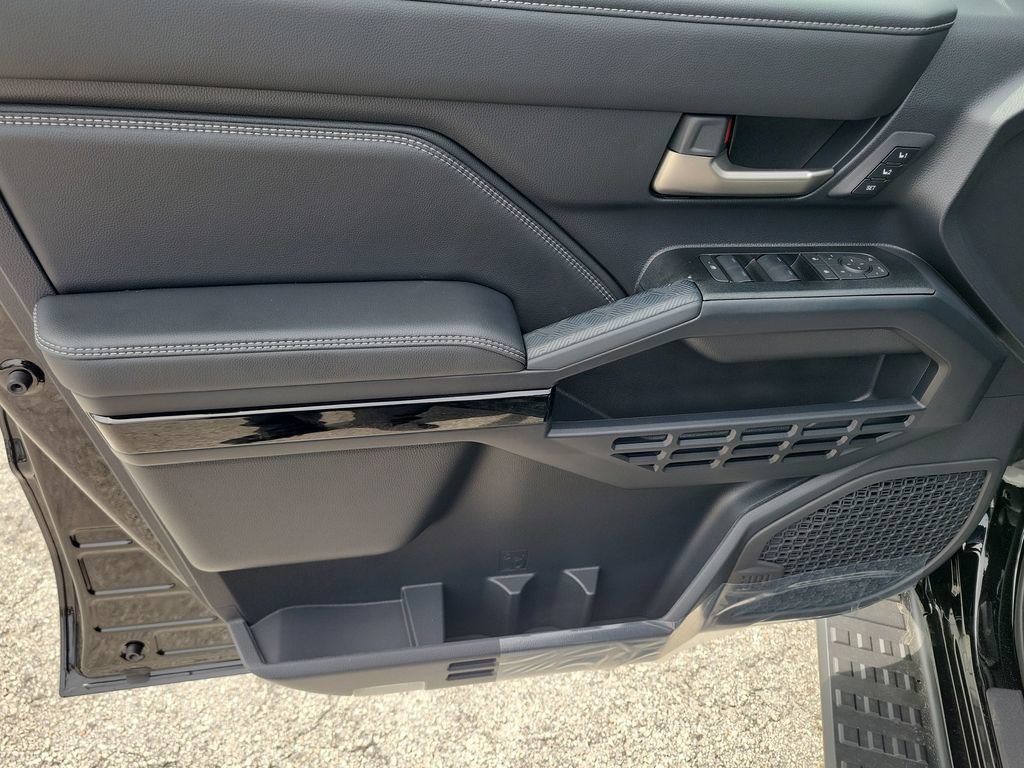 New 2026 Toyota 4Runner Limited AWD/4WD image 19