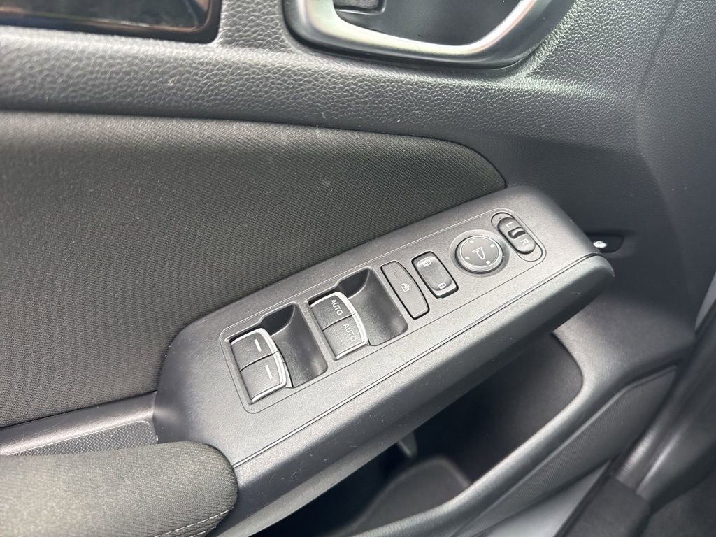 Certified 2022 Honda Civic EX image 25