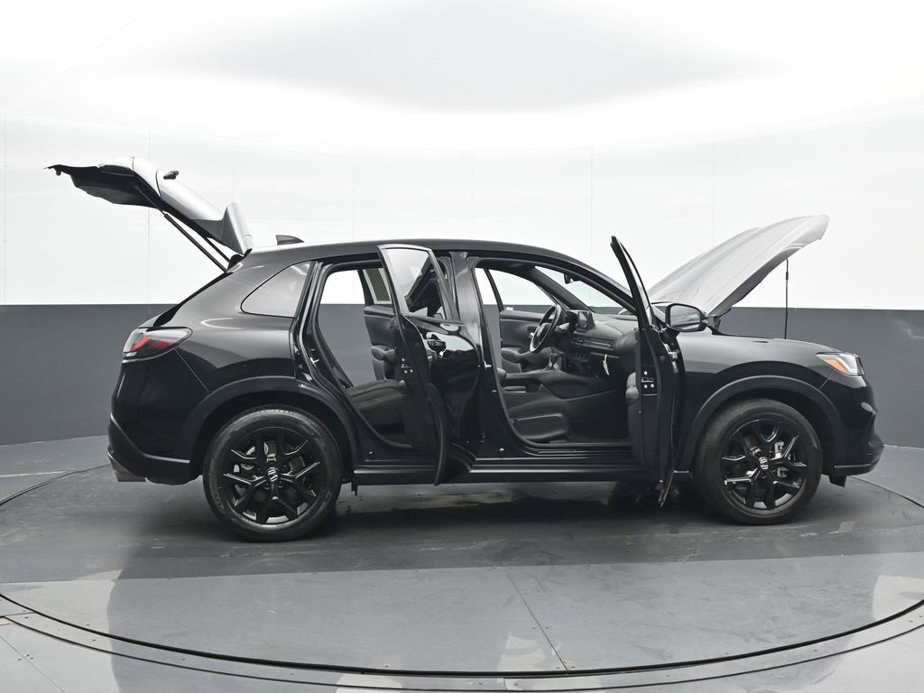 Used 2023 Honda HR-V Sport image 26