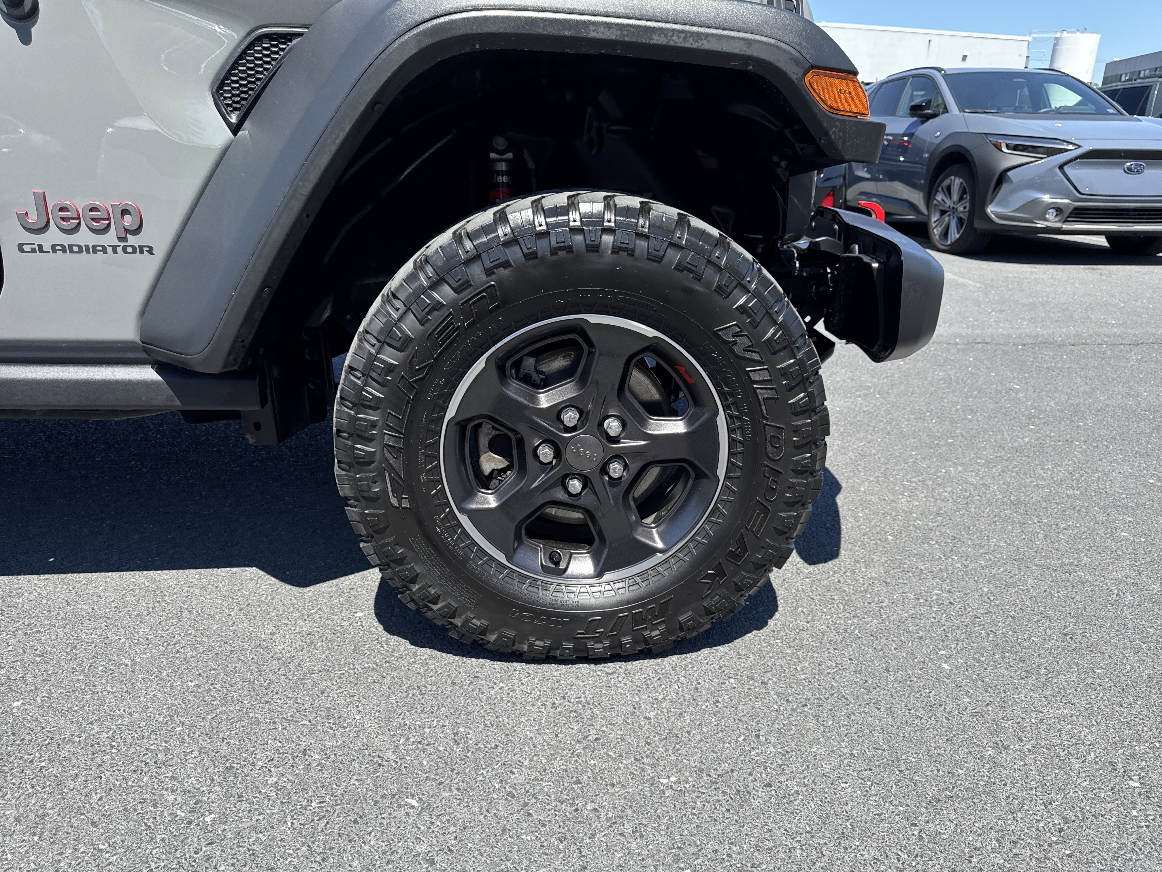 Used 2022 Jeep Gladiator Rubicon w/ Trailer Tow Package AWD/4WD image 29