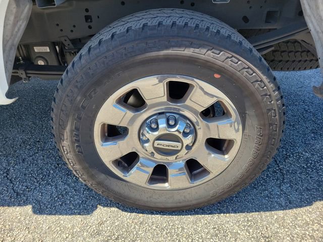 Certified 2025 Ford F250 Lariat w/ Chrome Package image 5