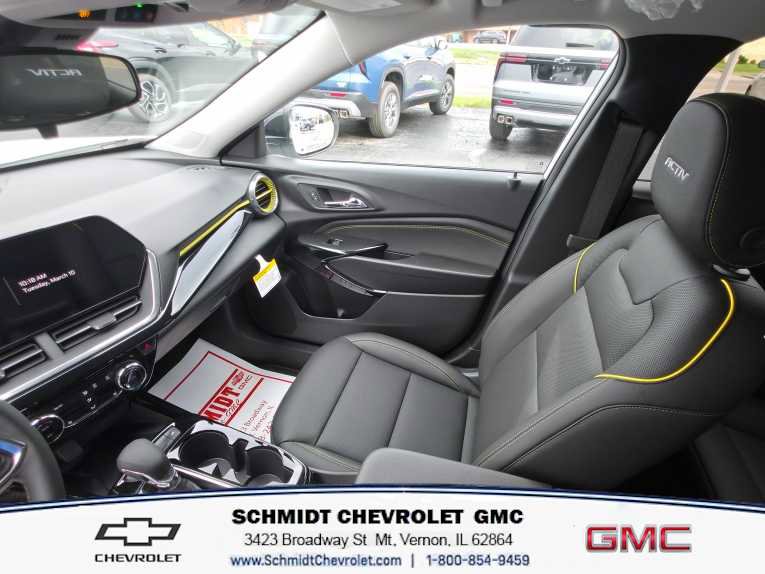 New 2026 Chevrolet Trax ACTIV w/ Sunroof Package FWD image 16